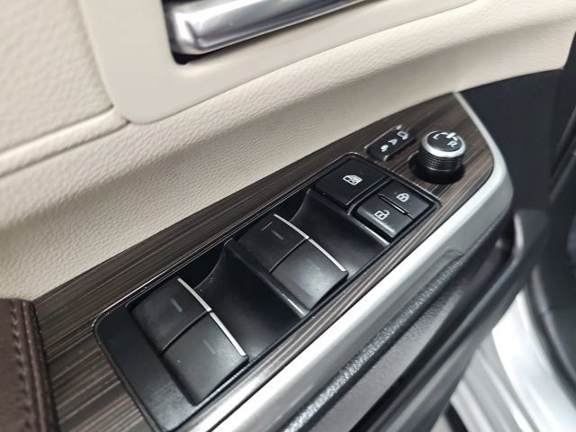 Certified 2022 Toyota Sienna Platinum FWD image 13