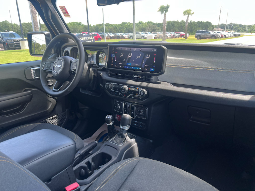 Certified 2025 Jeep Wrangler Unlimited Sport S 4xe AWD/4WD image 13