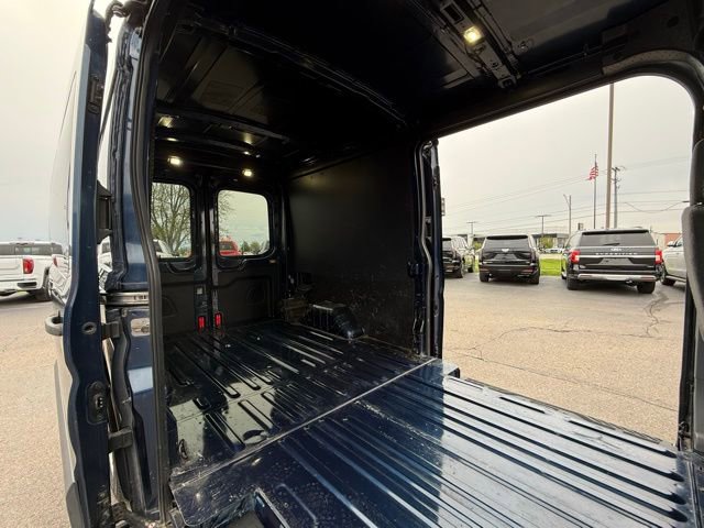Used 2017 Ford Transit 250 148 Medium Roof w/ Exterior Upgrade Package RWD image 40