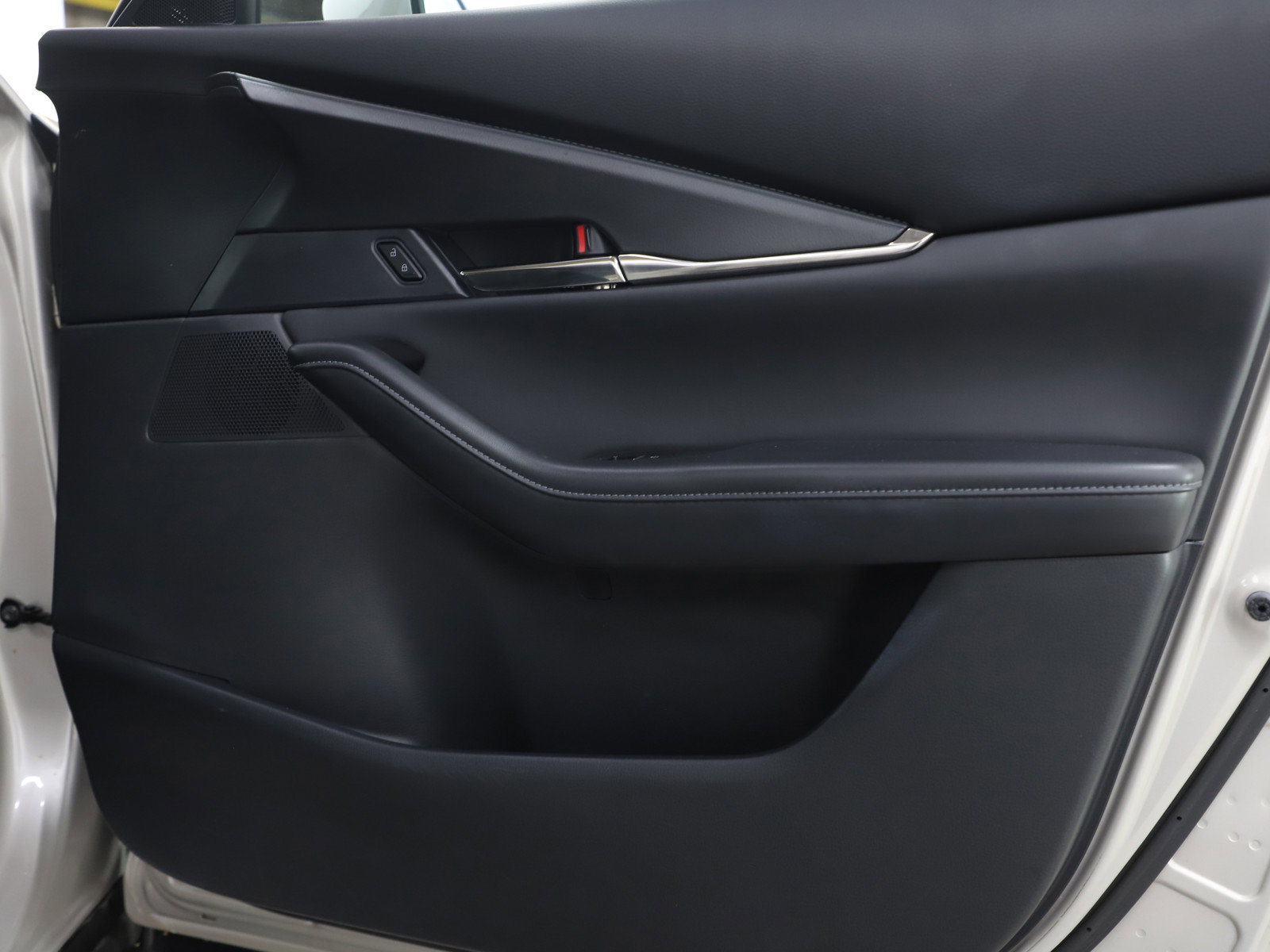 Used 2023 MAZDA CX-30 AWD 2.5 S w/ Preferred Package image 9