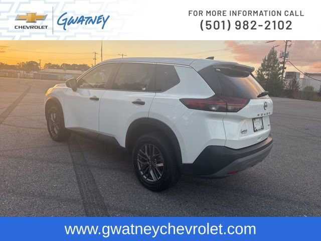 Used 2023 Nissan Rogue S image 7