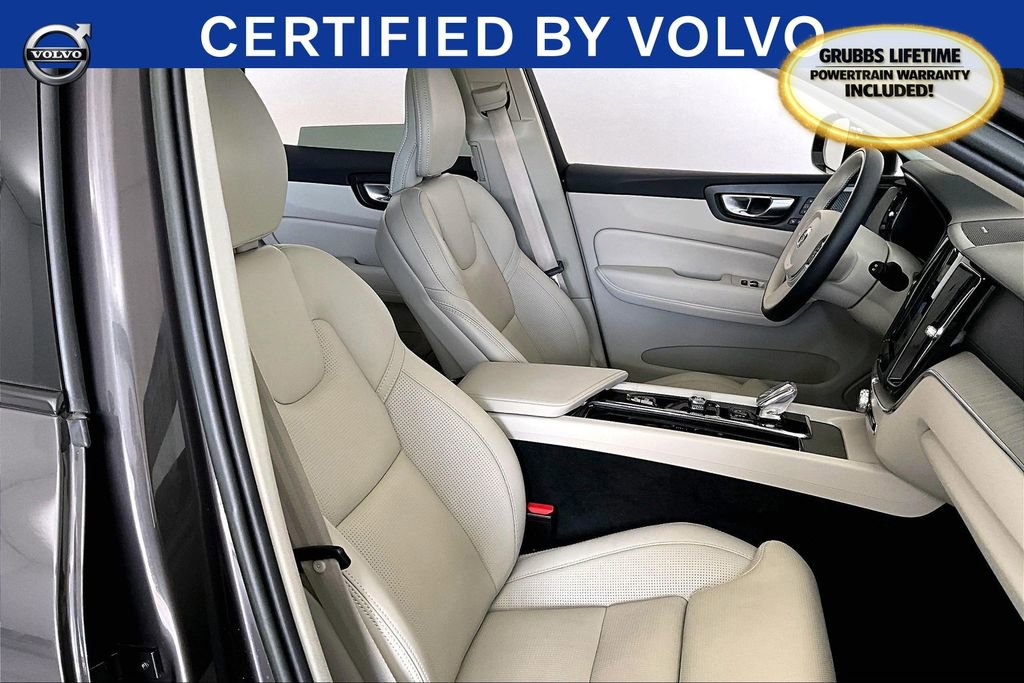 Certified 2023 Volvo XC60 B6 Ultimate w/ Protection Package Premier image 11