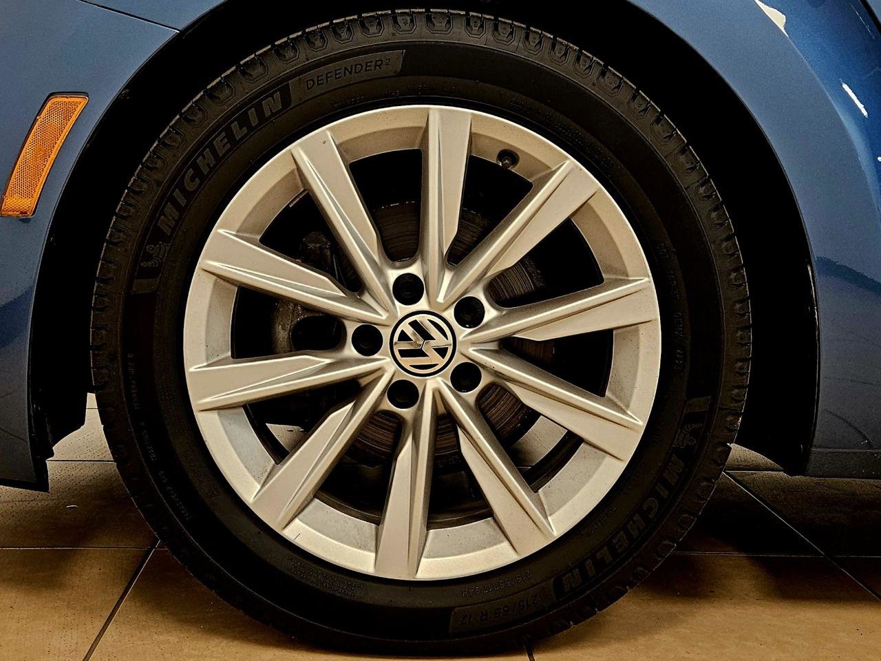 Used 2017 Volkswagen Beetle 1.8T SE FWD image 30