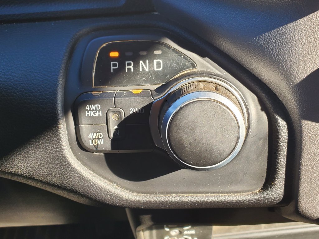 Used 2024 RAM 2500 Big Horn AWD/4WD image 30