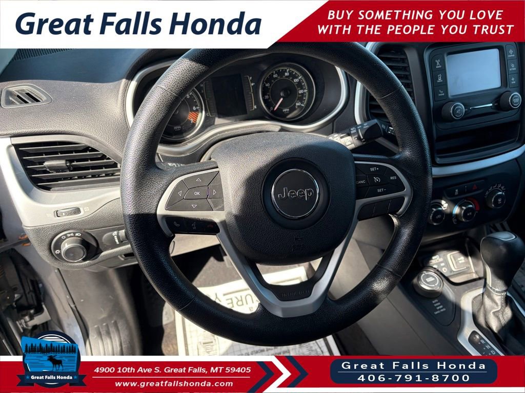 Used 2014 Jeep Cherokee Sport image 14