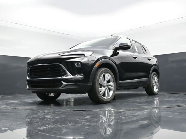 Used 2025 Buick Encore GX Preferred AWD/4WD image 46
