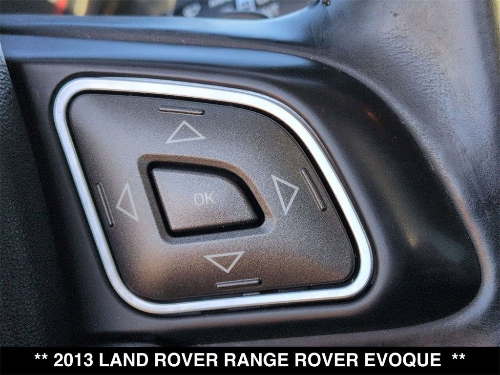 Used 2013 Land Rover Range Rover Evoque Pure Premium image 24