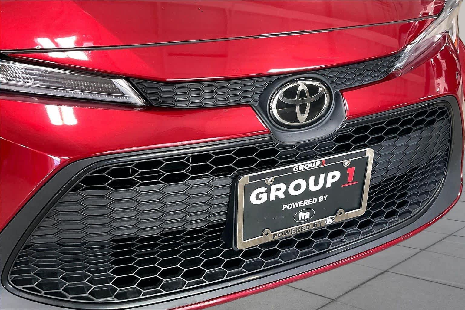Used 2022 Toyota Corolla LE FWD image 29
