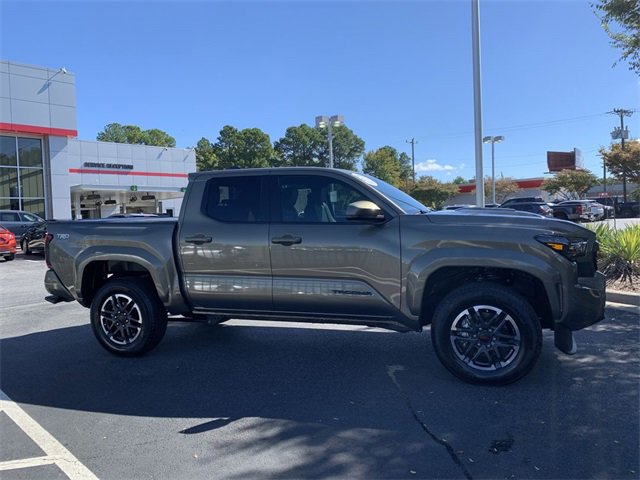 Used 2024 Toyota Tacoma TRD Sport image 9