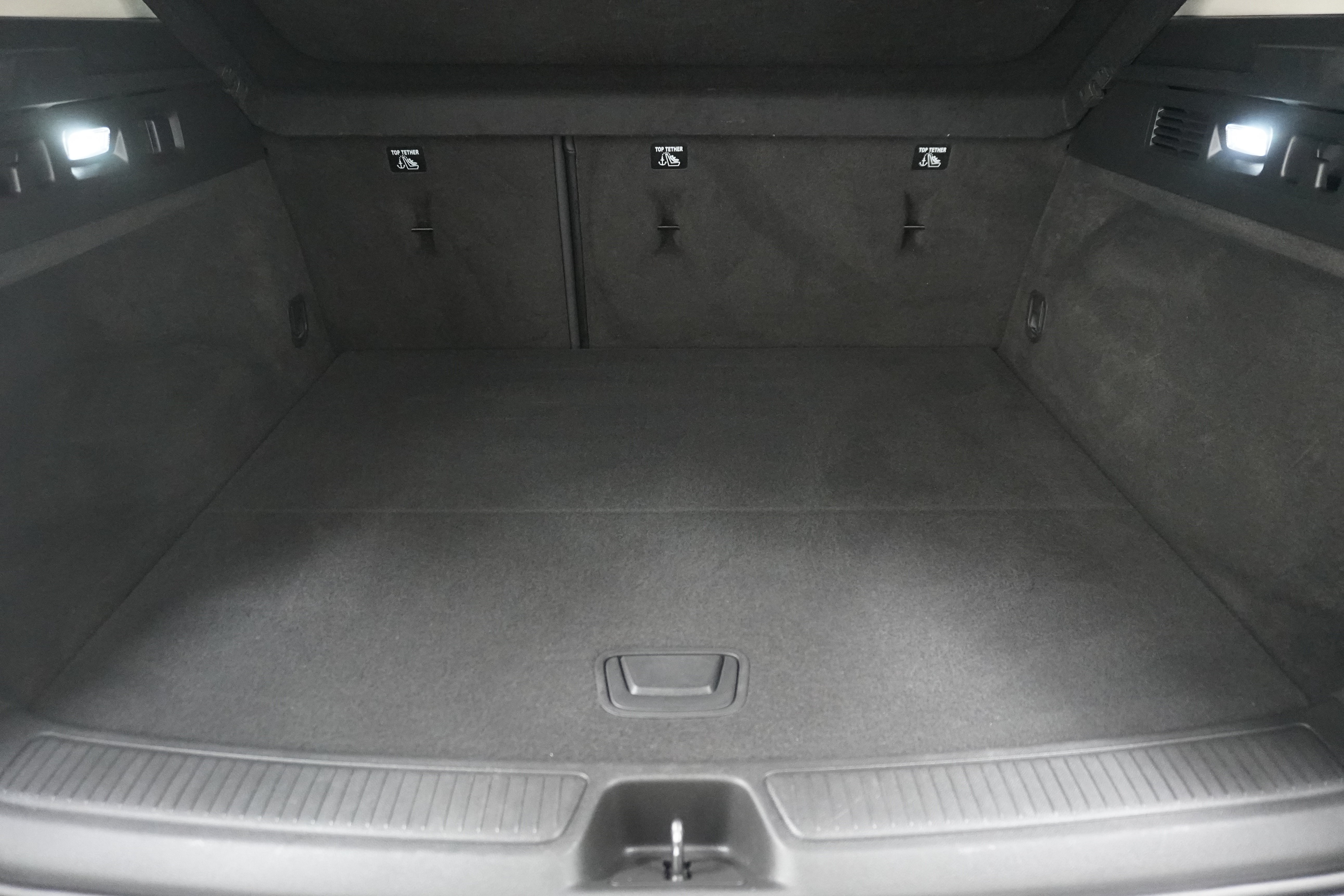 Used 2022 Buick Envision Essence w/ Sport Touring Package FWD image 27