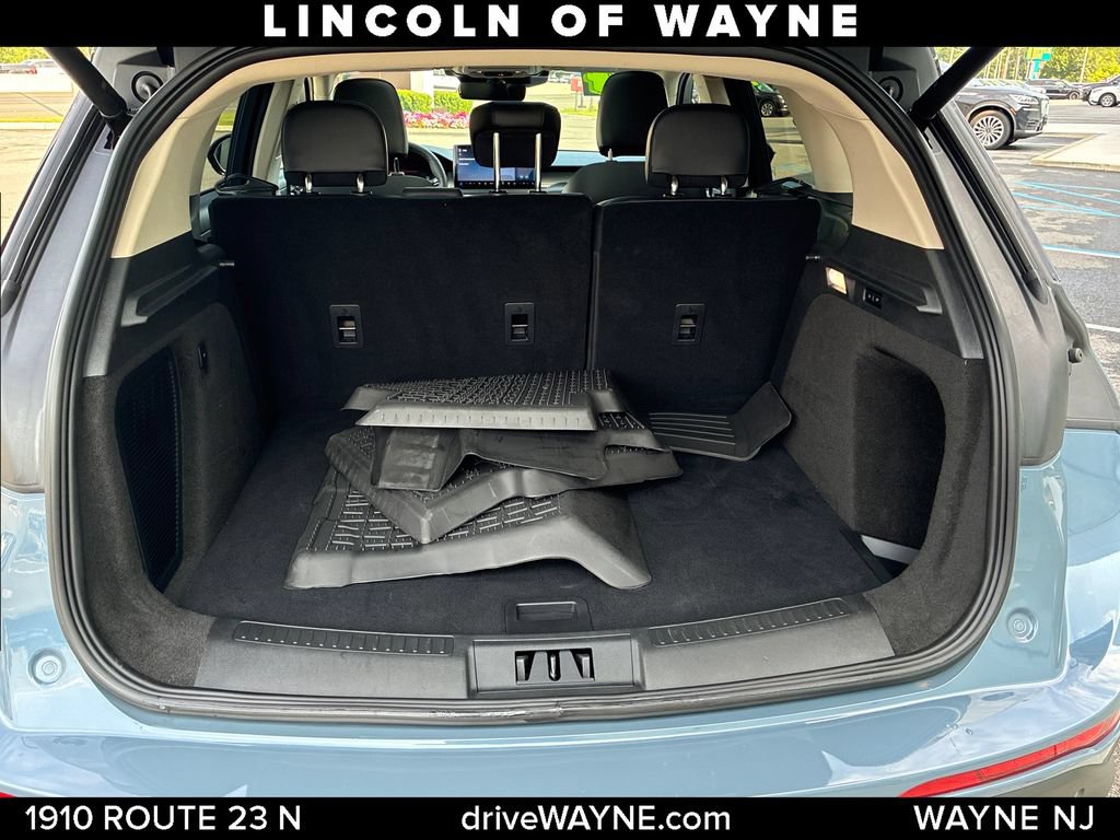 Certified 2024 Lincoln Corsair AWD w/ Equipment Group 101A image 7