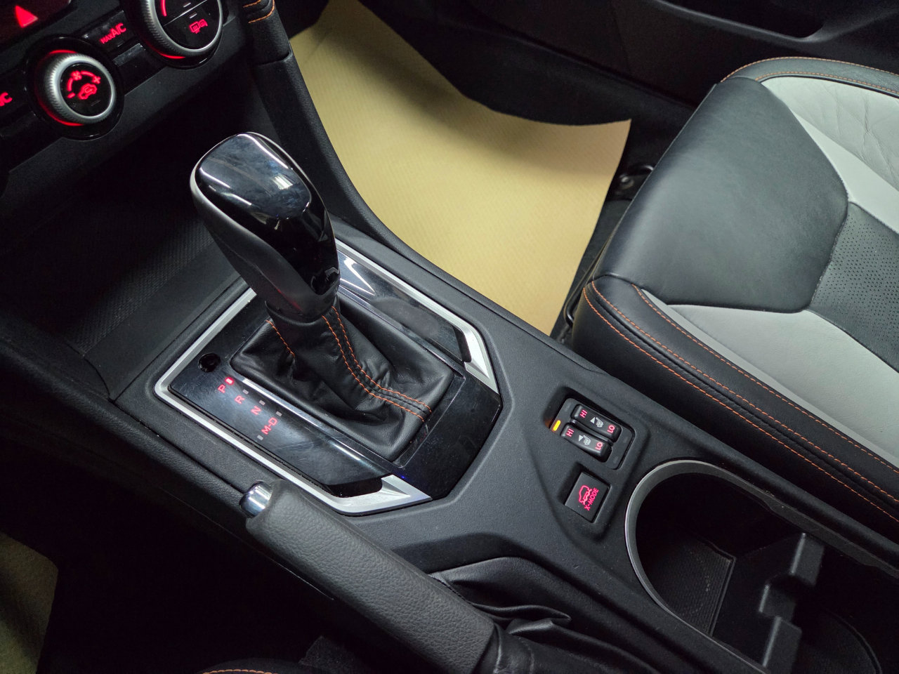 Used 2018 Subaru Crosstrek 2.0i Limited image 32