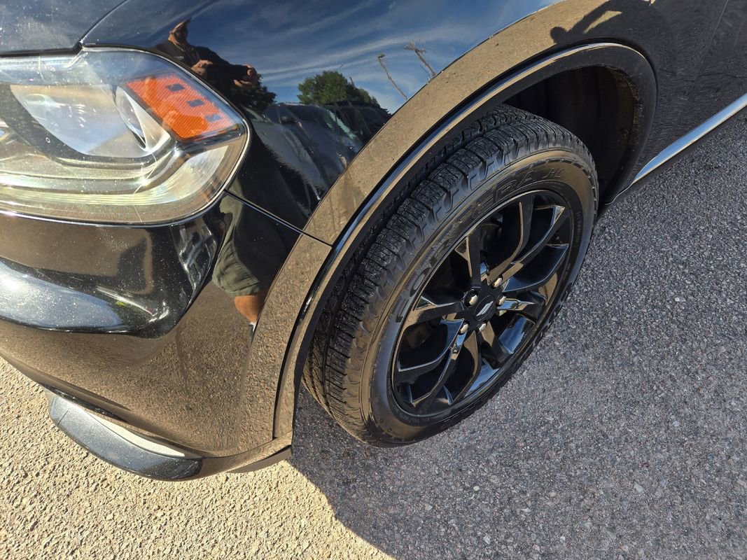 Used 2019 Dodge Durango SXT image 4
