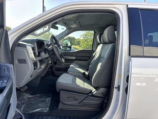 New 2026 Ford F250 XLT w/ FX4 Off-Road Package AWD/4WD image 12