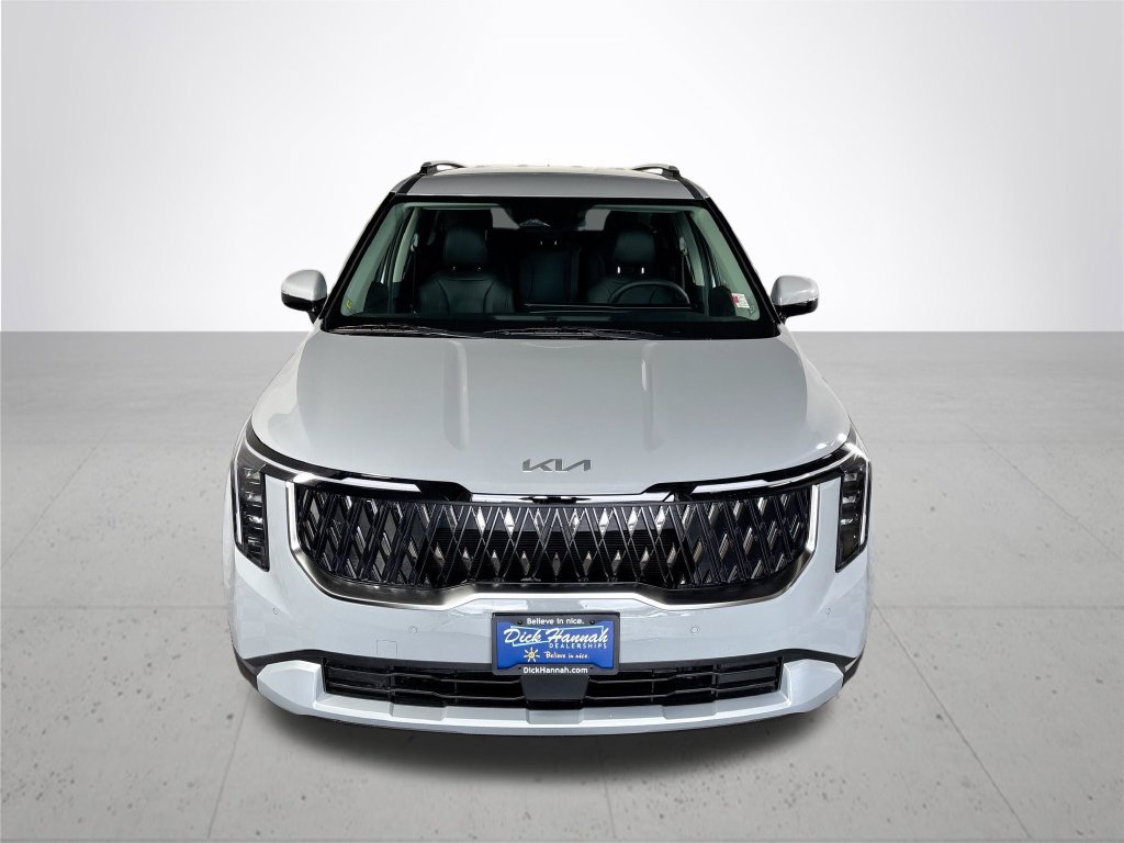 New 2027 Kia Carnival EX FWD image 3