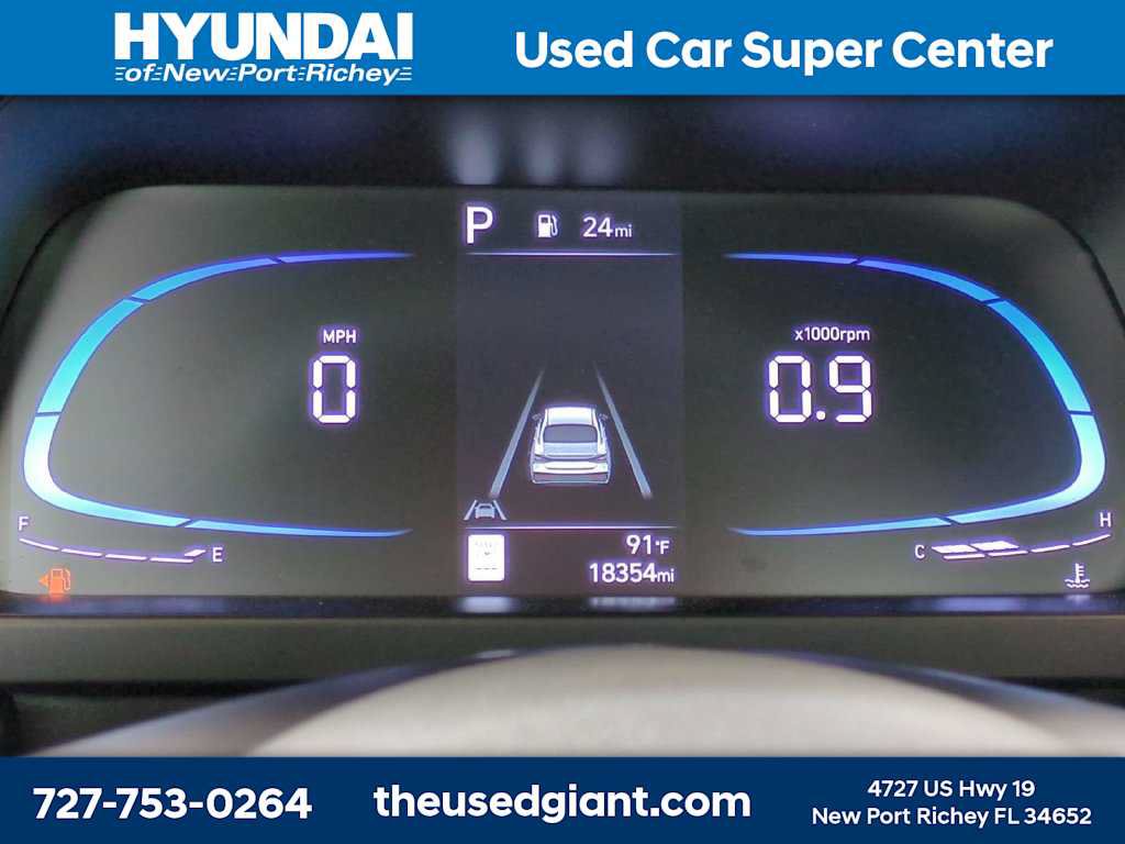 Used 2025 Hyundai Elantra Sport FWD image 26