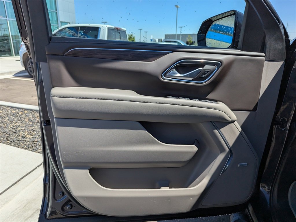 Certified 2022 Chevrolet Tahoe Z71 w/ Luxury Package image 9