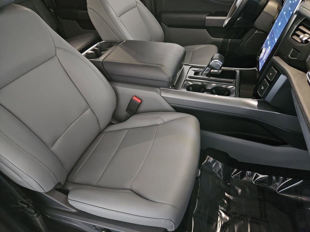 New 2025 Ford F150 Lightning Flash image 22