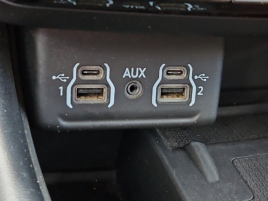 Used 2021 Dodge Durango R/T w/ Blacktop Package RWD image 25