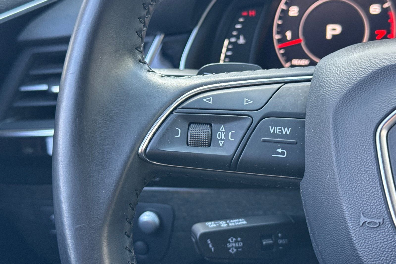 Used 2017 Audi Q7 3.0T Prestige image 32