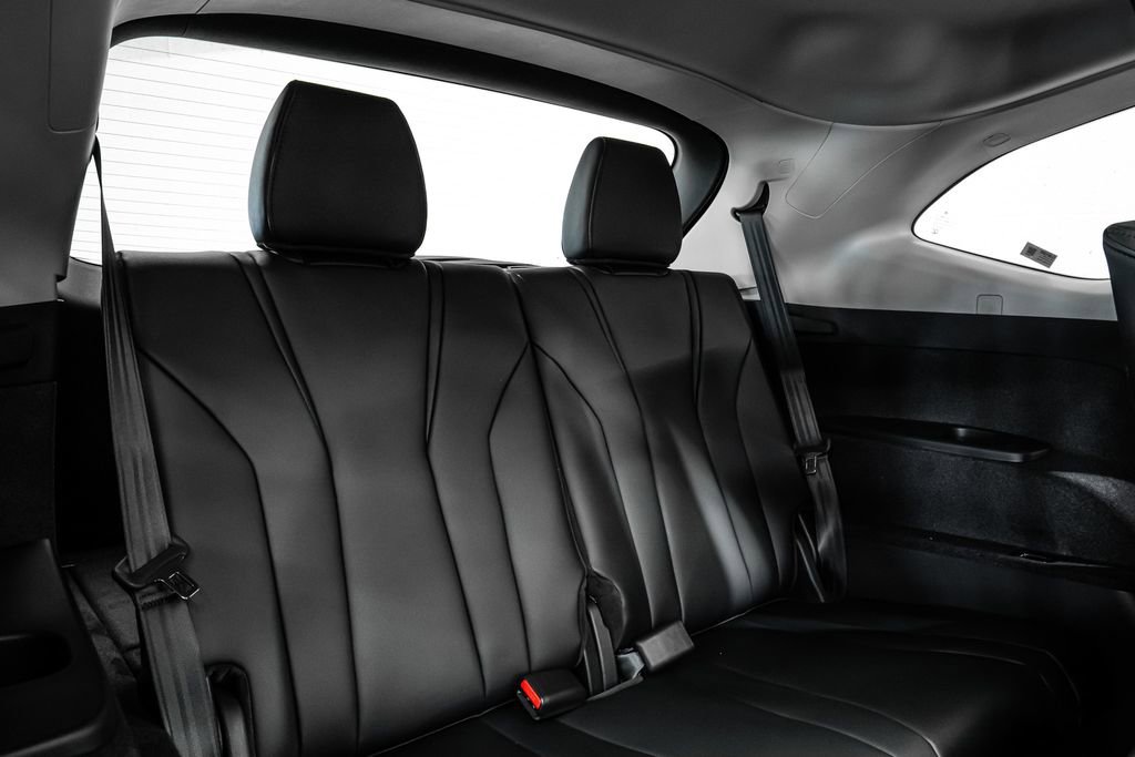 New 2026 Acura MDX SH-AWD image 35