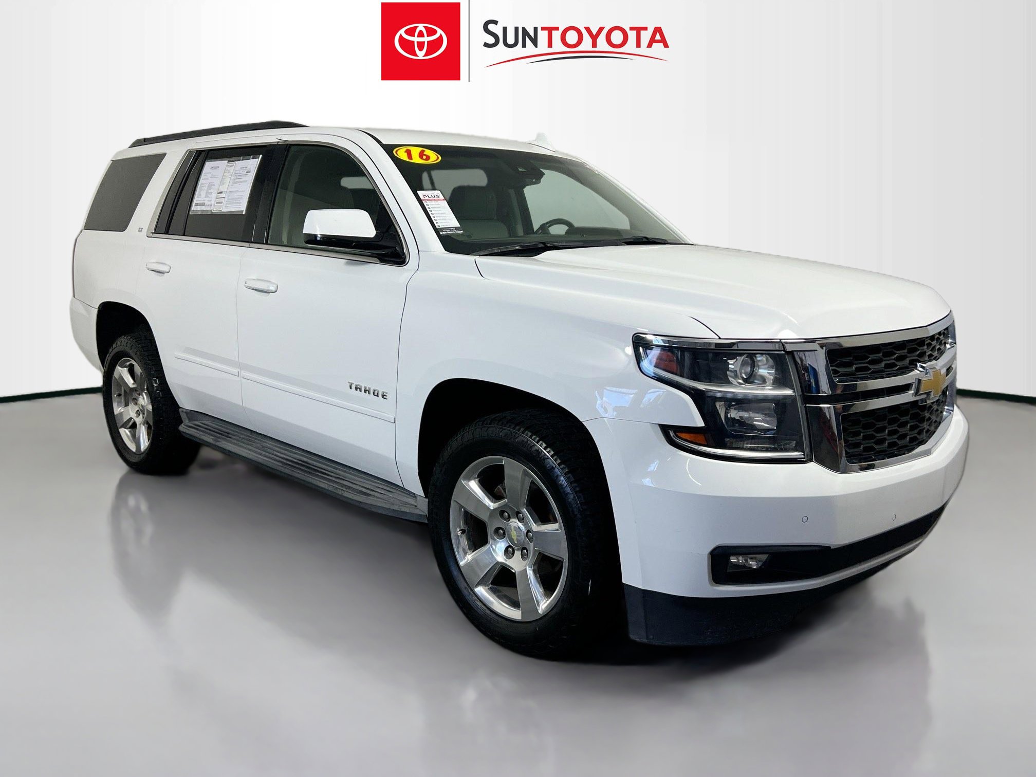 Used 2016 Chevrolet Tahoe LT w/ Luxury Package RWD image 1