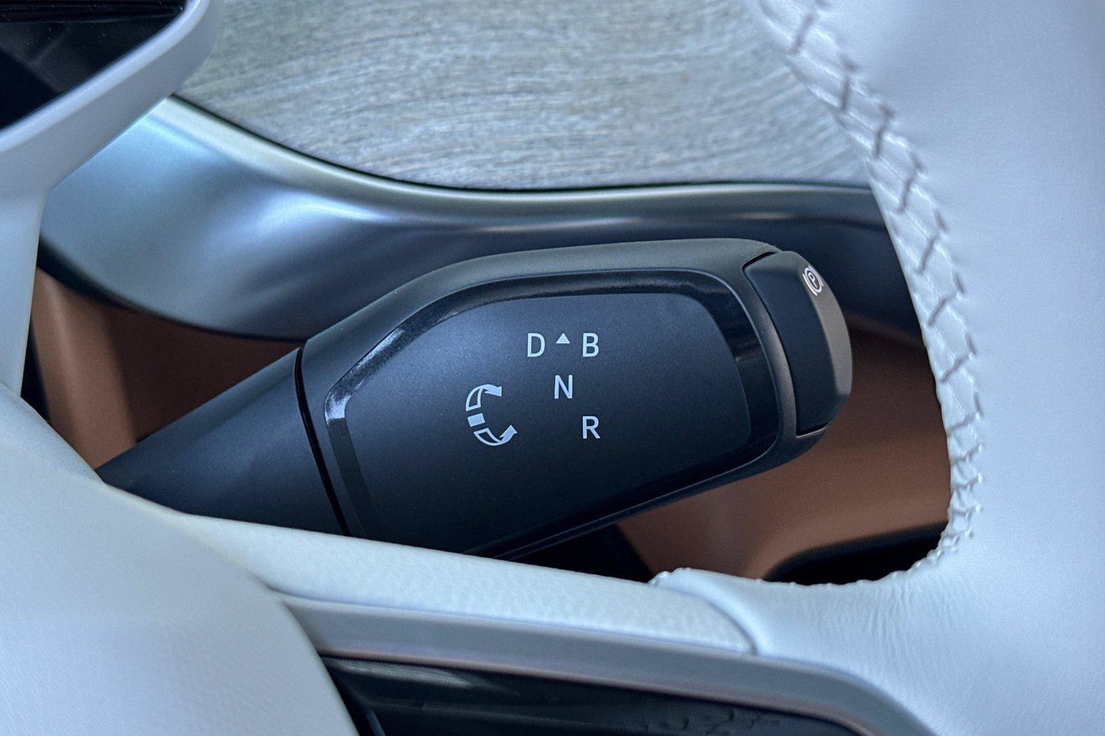 New 2025 Volkswagen ID. Buzz 1st Edition image 20