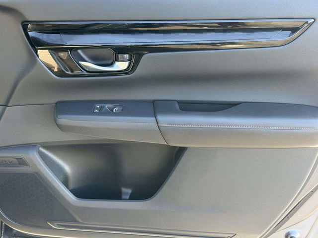 Used 2025 Honda CR-V Sport Touring image 6