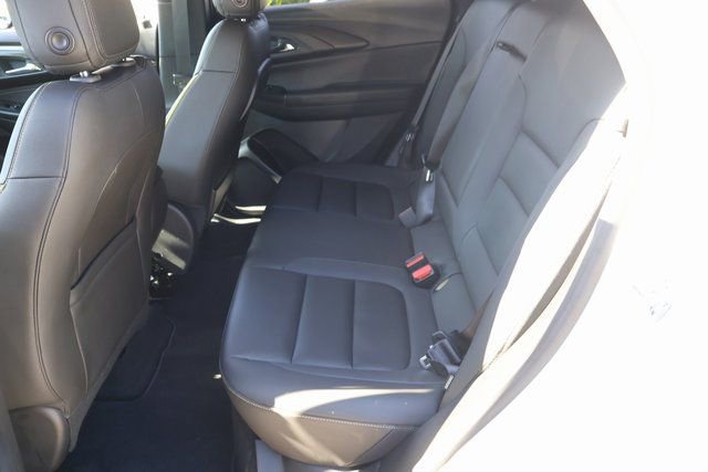 Used 2024 Chevrolet TrailBlazer ACTIV w/ Driver Confidence Package image 15