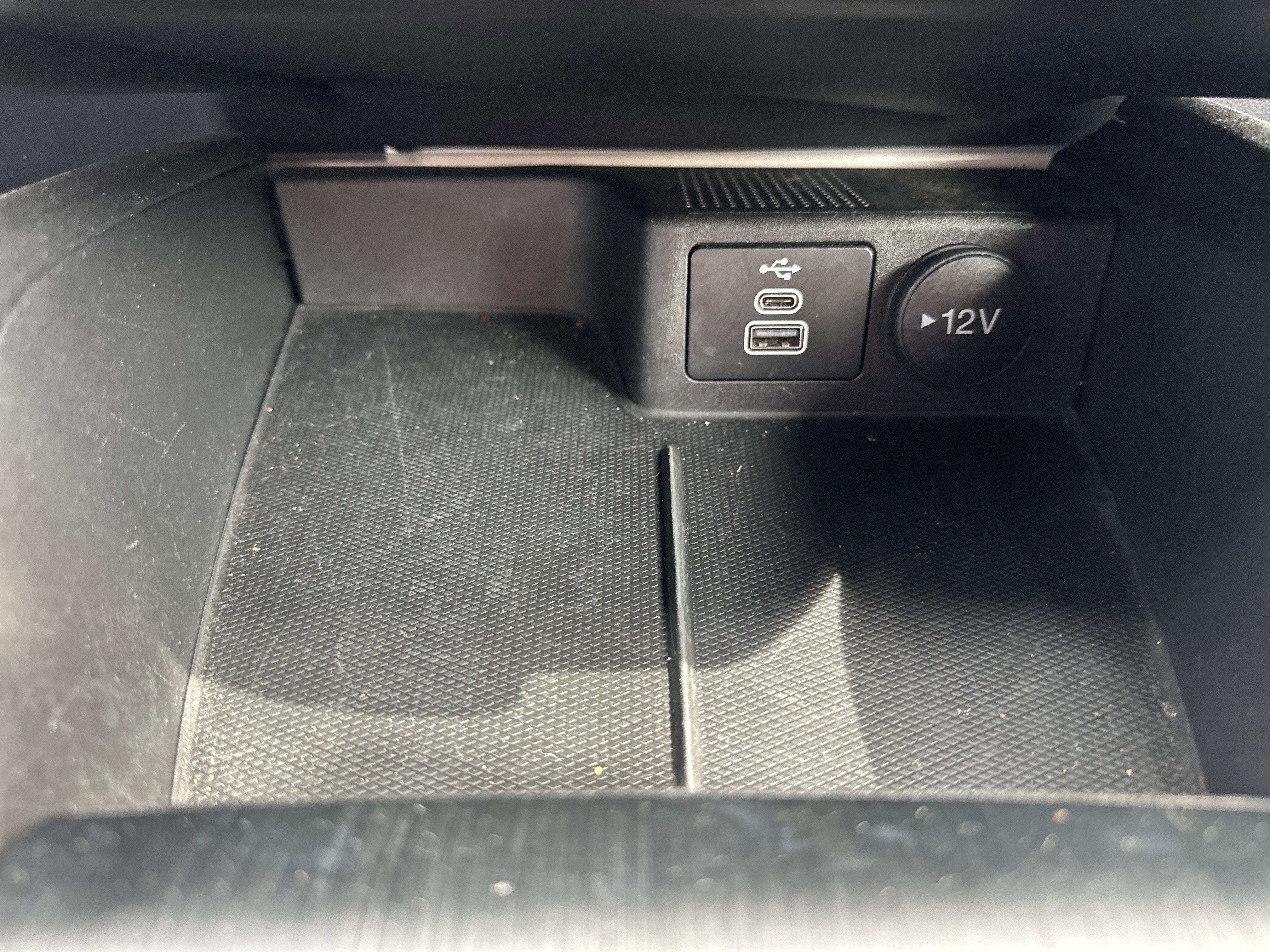 Used 2025 Ford Escape ST-Line image 15