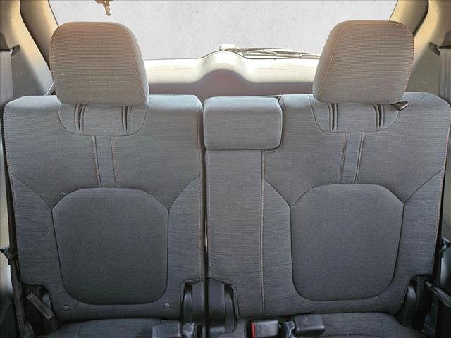 Used 2025 Honda Pilot Sport image 19