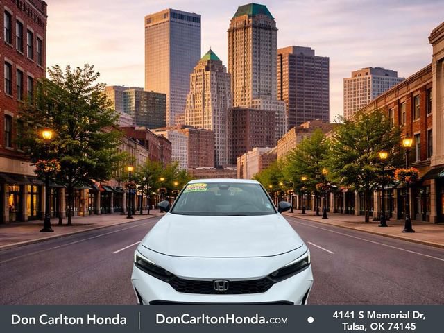 Used 2025 Honda Civic Sport image 2