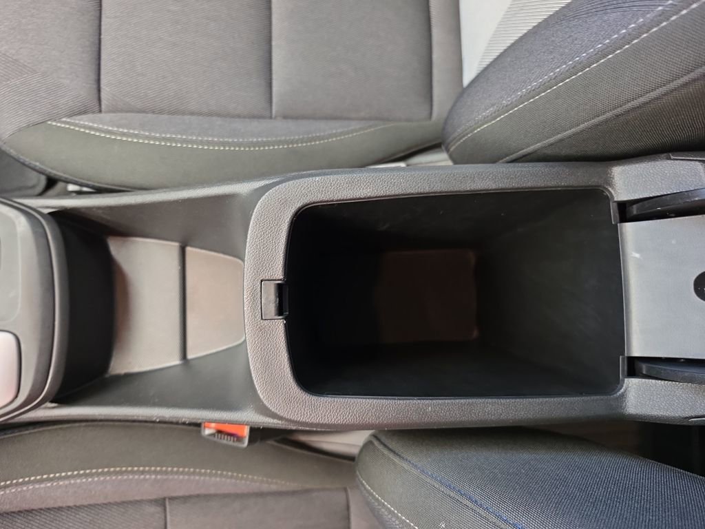 Used 2025 Chevrolet Trax LS w/ LS Convenience Package FWD image 30