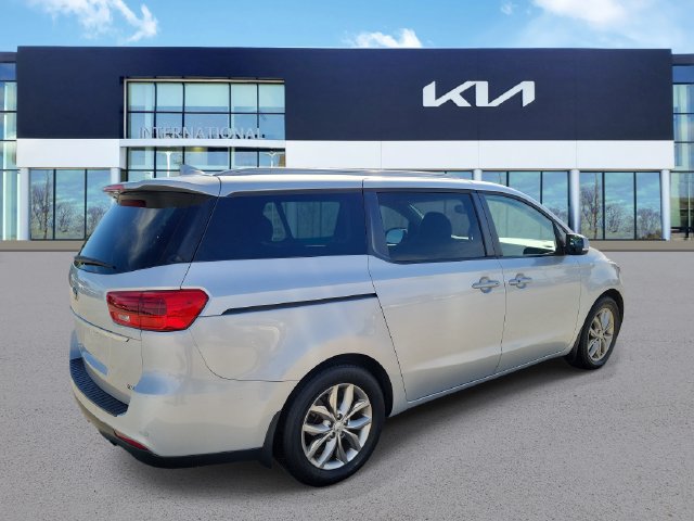 Used 2019 Kia Sedona EX FWD image 3
