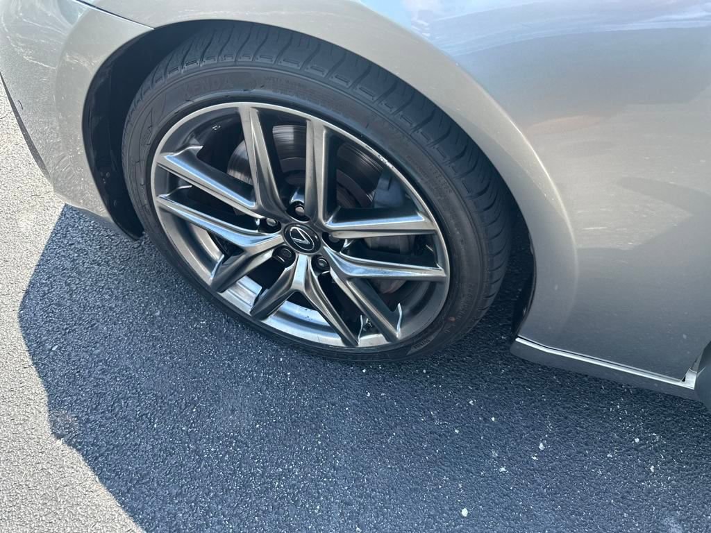 Used 2020 Lexus IS 300 F Sport image 34