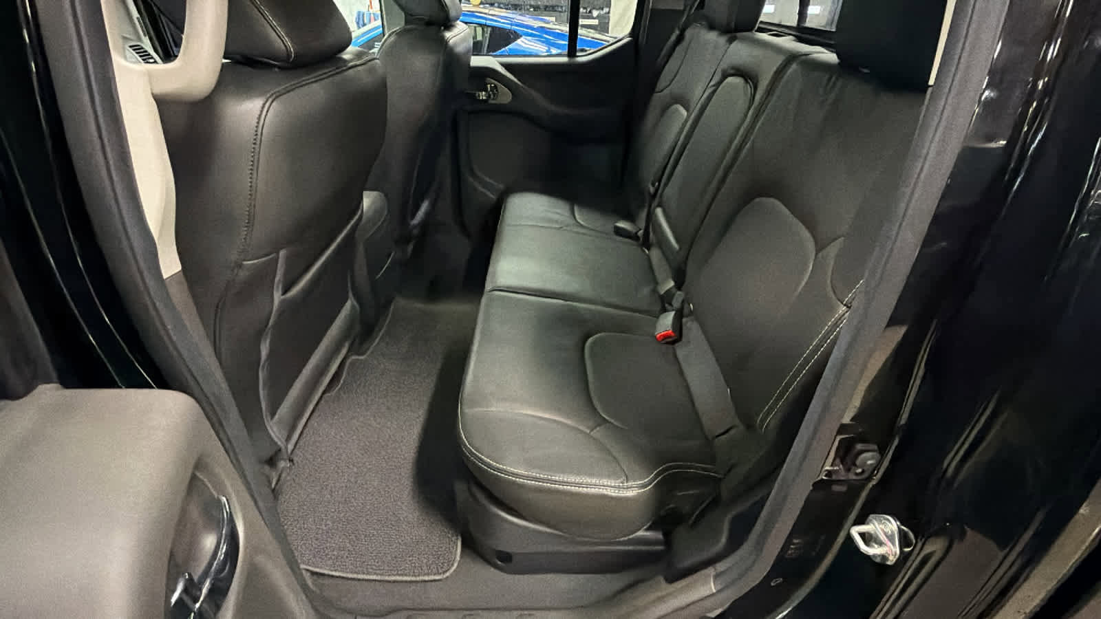 Used 2020 Nissan Frontier PRO-4X image 22