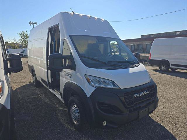 Used 2024 RAM ProMaster 3500 w/ Delivery Van Package FWD image 19
