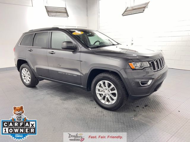 Used 2021 Jeep Grand Cherokee Laredo RWD image 3