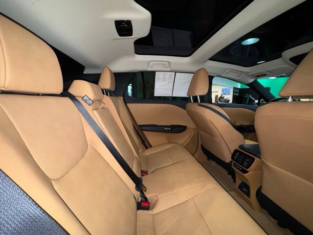 Used 2024 Lexus RZ 450e Premium image 17