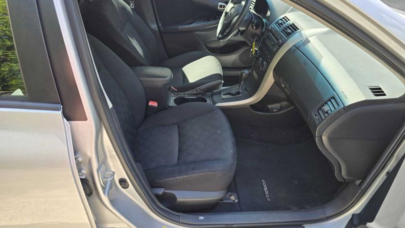 Used 2009 Toyota Corolla S FWD image 17