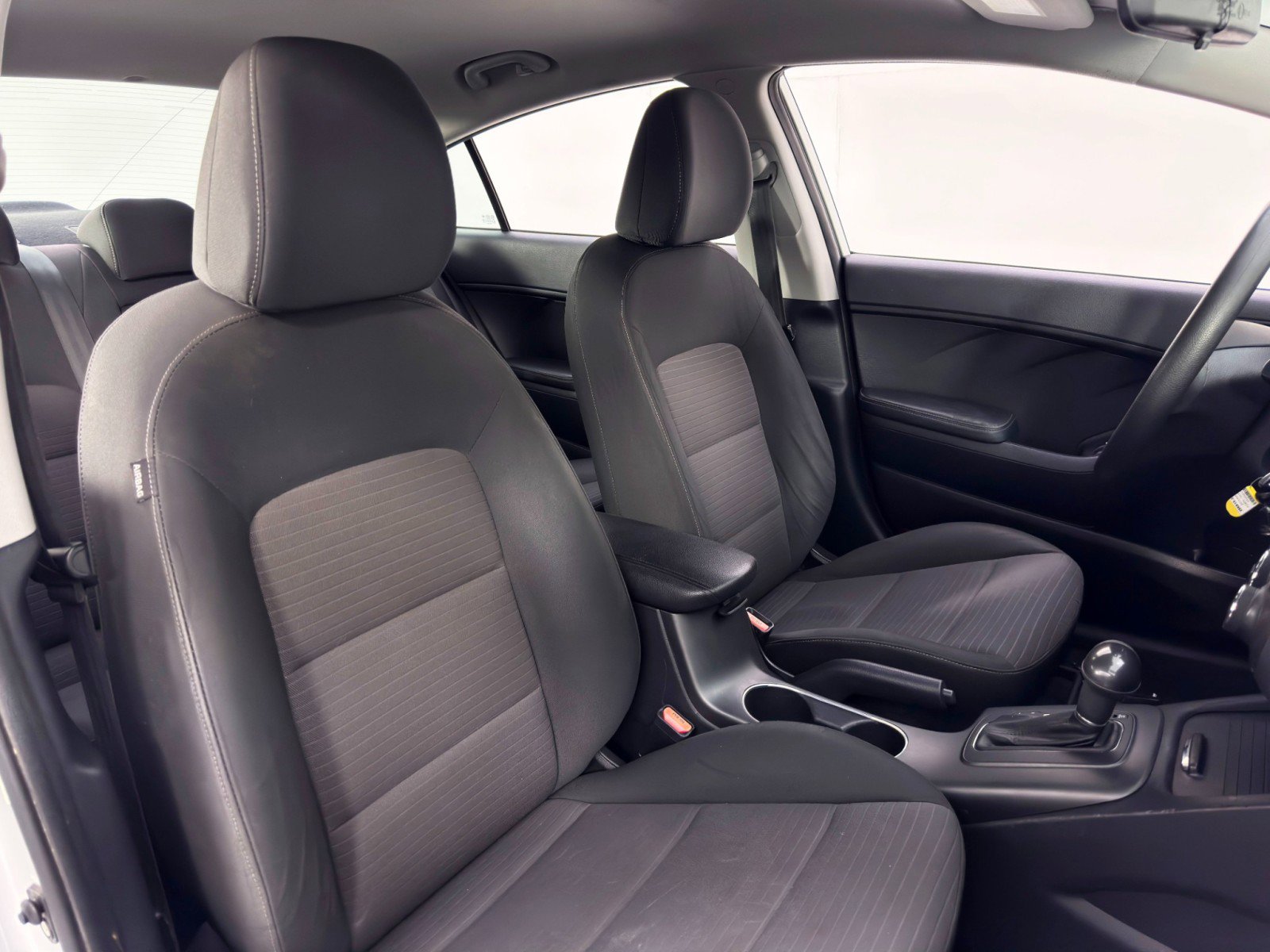 Used 2015 Kia Forte LX w/ Popular Package image 28