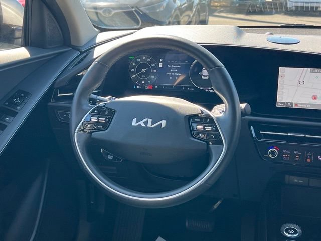 Certified 2023 Kia Niro Wind w/ Wind Preserve Package FWD image 16