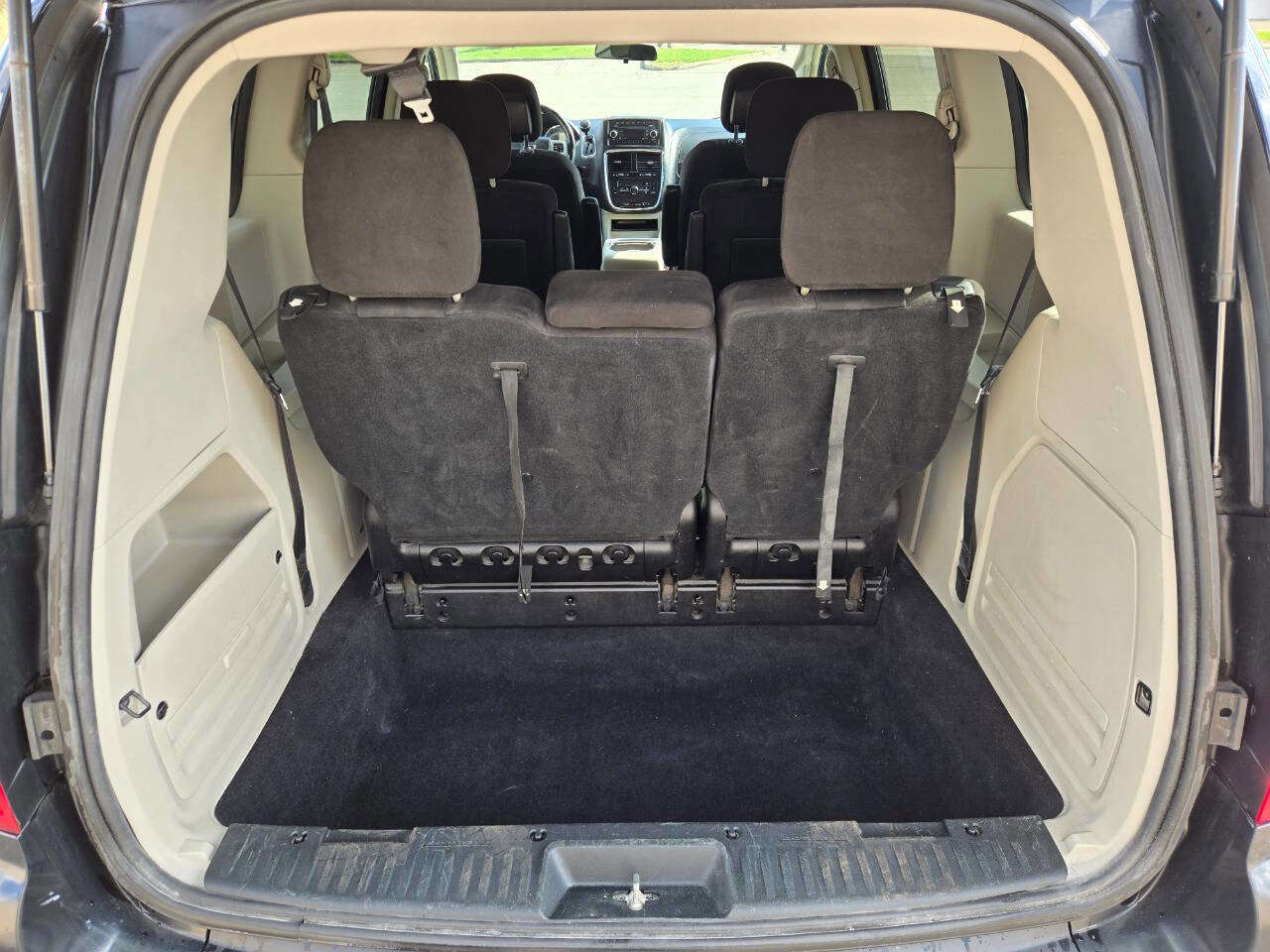 Used 2012 Dodge Grand Caravan Crew FWD image 35