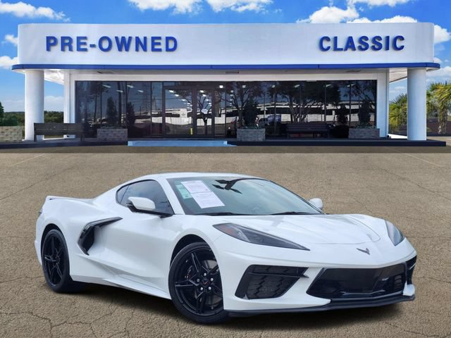 Used 2022 Chevrolet Corvette Stingray Coupe w/ Z51 Performance Package RWD image 1