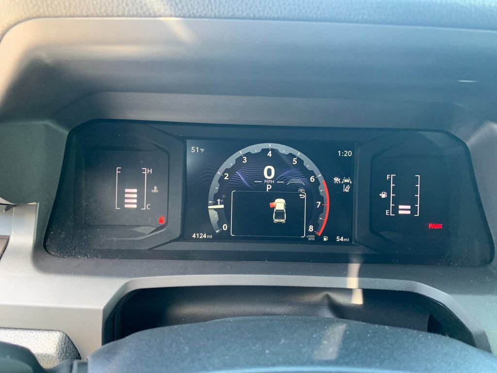 Used 2025 Toyota Tacoma SR5 AWD/4WD image 30