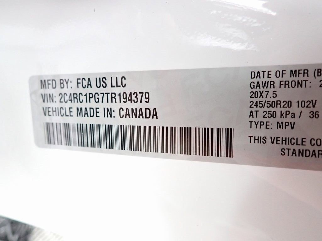 New 2026 Chrysler Pacifica Pinnacle image 44