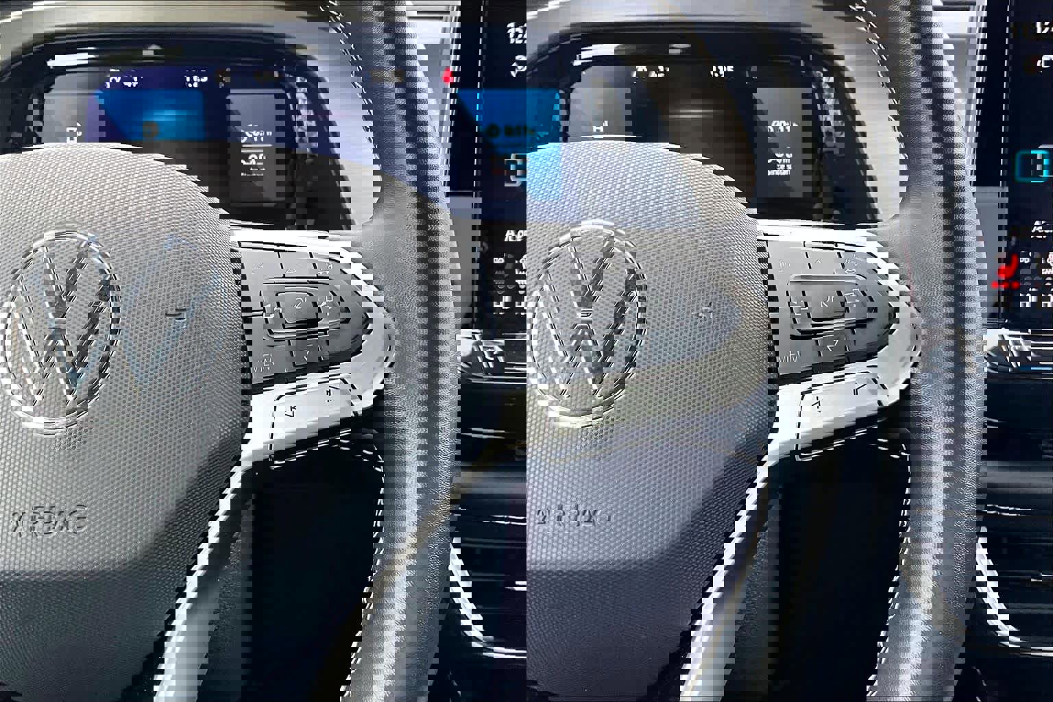 Used 2024 Volkswagen Atlas Cross Sport SE image 24