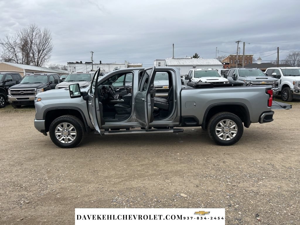 Certified 2025 Chevrolet Silverado 2500 High Country w/ High Country Premium Package AWD/4WD image 27