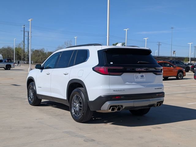 Used 2025 GMC Acadia Elevation image 4