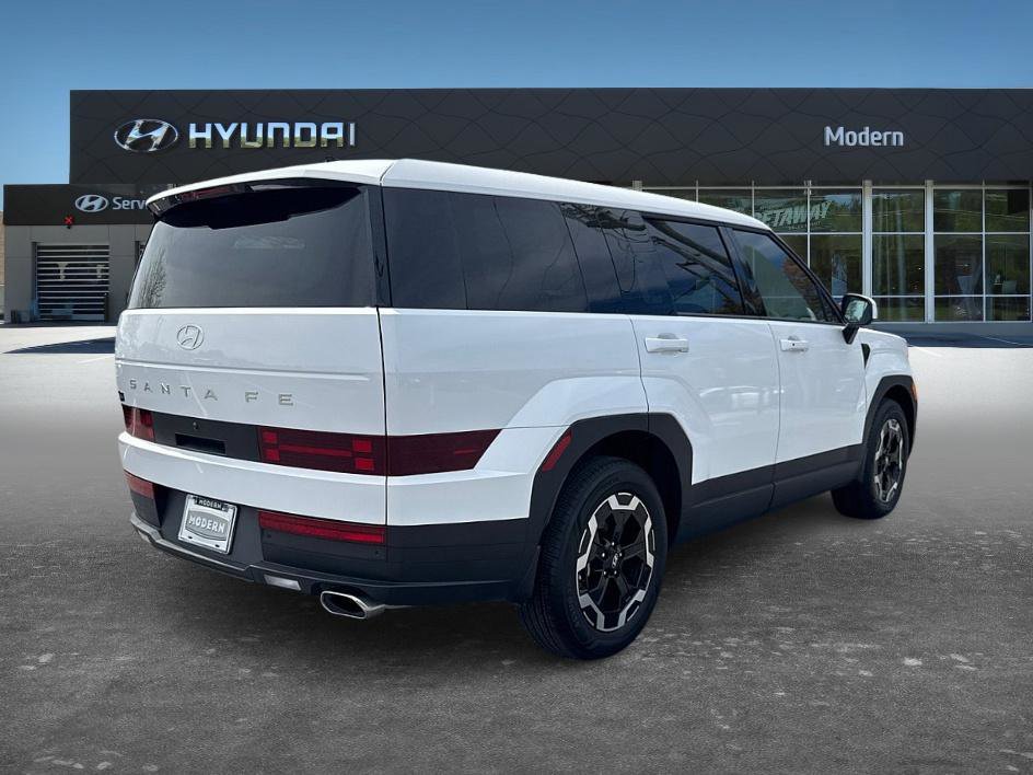 Used 2025 Hyundai Santa Fe SE image 3